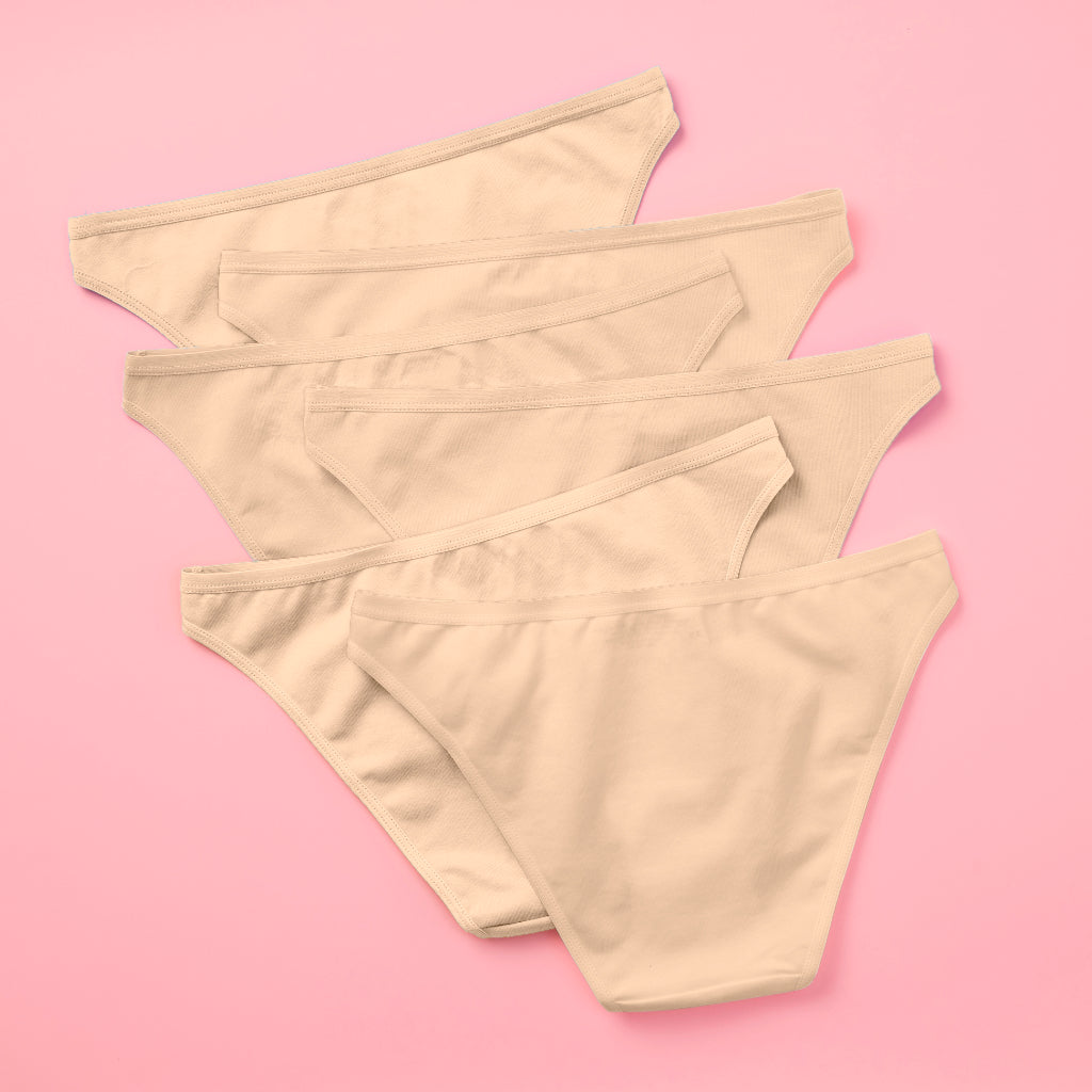 Yellowberry Petal Pima Cotton Bikini Underwear Bundle has a fuller coverage bottom. Made from luxurious Pima Cotton infused with a hint of Spandex, these undies provide the perfect amount of stretch for ultimate comfort and flexibility. The elastic waistband ensures a snug yet gentle fit, while the easy care instructions make laundry day a breeze. Doe 6PK on pink back