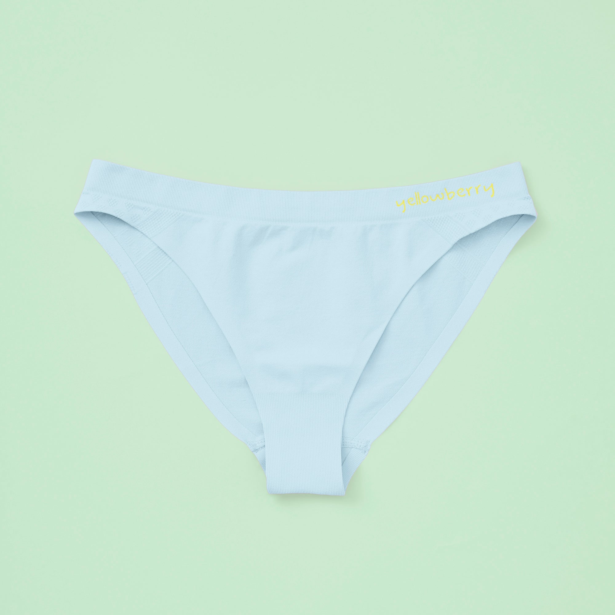 Yellowberry thought that the everyday underwear industry for girls needed a bit of innovation and quality, so we made it happen ourselves. Scout seamless underwear with bonded legs are designed for complete comfort all day, every day, with a price point that agrees with parents just as well as it fits. A perfect underwear for girls of all ages. Raindrop on mint ground front.
