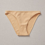 Yellowberry Petal Underwear are the epitome of comfort, style, and quality for your daughter's everyday wear. Crafted with meticulous attention to detail, these undies offer an impeccable fit and superior construction that will keep her feeling confident and comfortable all day long. Beige Doe front on natural linen