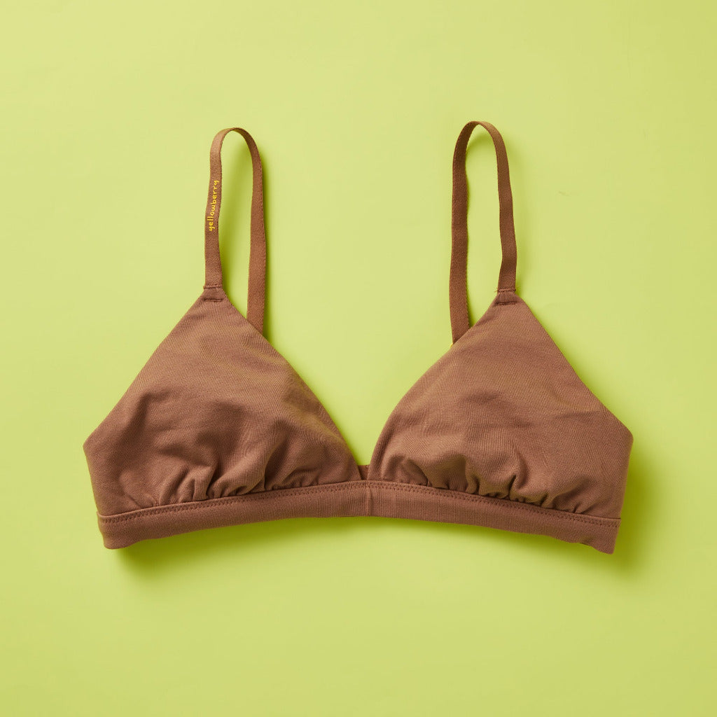 Yellowberry’s Joey Bra for Girls: A bra that grows with you. Made with double layered cotton-spandex fabric (great for sensitive skin!) just for girls beginning to develop. For girls, by girls! Front laydown mocha brown.